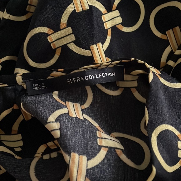 ❌SOLD❌ Printed Neck Tiered Dress - Picture 5 of 5